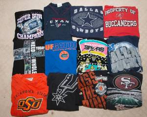 lot 235 image: 13 Sports T-Shirts in XL, XXL, 3XL