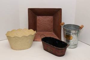 lot 273 image: Decorative Trays and Containers - Set of Four
