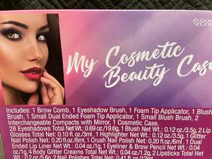 lot 19 image: Giordano Colors My Cosmetic Beauty Case with Assorted Makeup