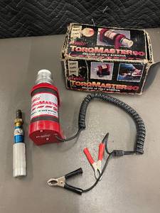 lot 154 image: Hobbico Torqmaster 90 Deluxe 12 Volt Starter with Attachments