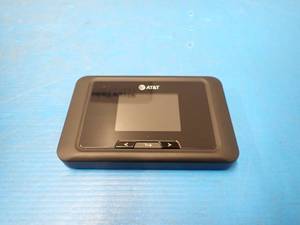 lot 14 image: AT&ampT&nbspRG2102 Wireless hotspot