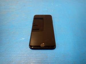 lot 24 image: Apple&nbspiPhone 7 A1778  32GB of storage  Cellular Carrier AT&ampT locked  no cables