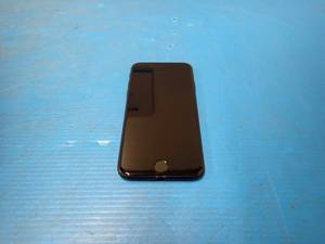 lot 25 image: Apple&nbspiPhone 7 A1660  32GB of storage  Cellular Carrier Unlocked  No cables