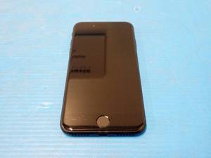 lot 31 image: Apple&nbspiPhone SE (2020) A2275  64GB of storage  Cellular Carrier Unlocked  no cables  light scratches on screen