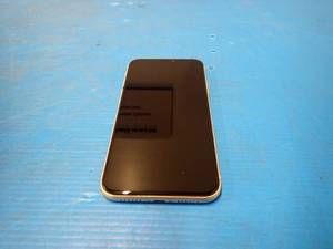 lot 38 image: Apple&nbspIphone 11 A2111  64GB of storage  Cellular Carrier Unlocked  no cables  light scratches on screen