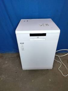 lot 198 image: SPT 24 Portable Dishwasher - White
