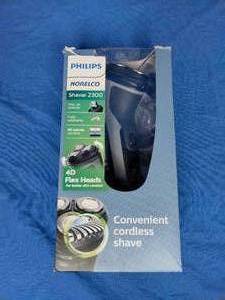 lot 206 image: Philips Norelco Shaver Series 2300 Electric Dry Shaver