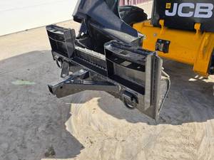 lot 58 image: Skid Steer 2 Receiver Adapter- Home Made