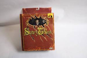 lot 23 image: Mezco Scary Tales Horror Box Set with Figurine