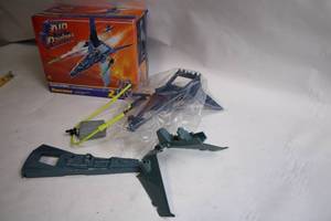 lot 25 image: Vintage 1987 Air Raiders Tyrants of Wind Hawkwind Airship Set