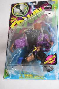 lot 69 image: Todd McFarlanes Spawn Ultra-Action Figure Series 6 - Tremor