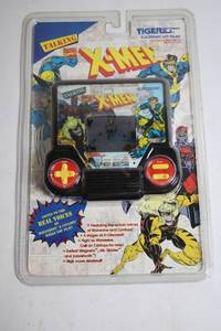 lot 74 image: Vintage Talking X-Men Electronic LCD Game by Tiger Electronics