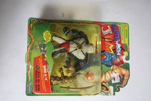 lot 84 image: Earthworm Jim Bob the Goldfish & Number4 Collectible Action Figure