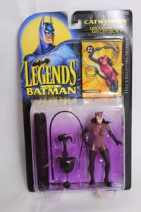 lot 117 image: Legends of Batman Catwoman Action Figure with Accessories