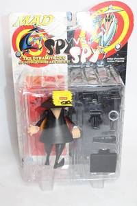 lot 121 image: MAD Spy vs Spy The Dynamite Duo Action Figure Set