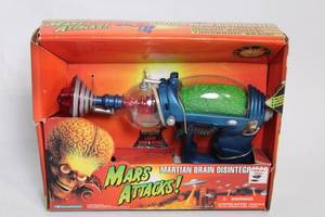 lot 204 image: Mars Attacks Martian Brain Disintegrator Toy Gun