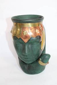 lot 230 image: Unique Handcrafted Face and Hand Sculpture Vase