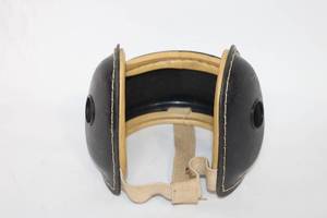 lot 234 image: Vintage Rawlings PL50 Leather Football Helmet