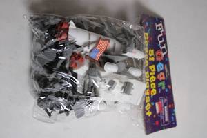 lot 293 image: Fun Gear 51 Piece Space Playset