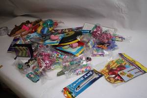 lot 300 image: Collection of Vintage and Modern Toy Assortment
