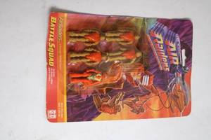 lot 303 image: 1987 Hasbro Air Raiders Battle Squad Action Figures - 5 Piece Set