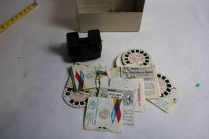 lot 315 image: Vintage View-Master Viewer with Reel Collection and Storage Box