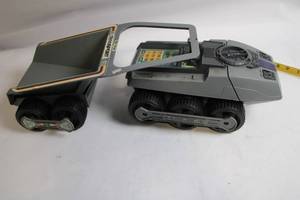 lot 335 image: Vintage Tomy Big Loader Construction Set Vehicle