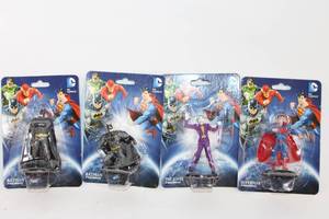lot 359 image: DC Comics Superhero Figurine Set - Batman, Superman, Joker