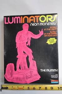 lot 473 image: Luminators Neon Monsters Kit - The Mummy
