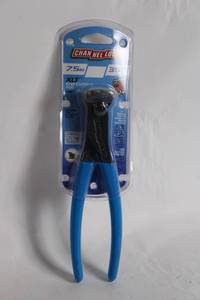 lot 7 image: Channellock 7.5 Inch End Cutting Pliers with Comfort Grips