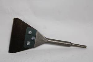 lot 44 image: Diablo Heavy-Duty Floor Scraper with 5-Inch Blade