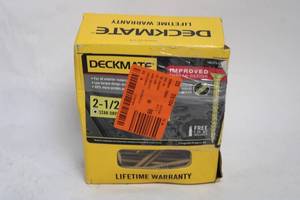 lot 51 image: Deckmate 2-12 in Star Drive Coated Screws - 5 lb Box