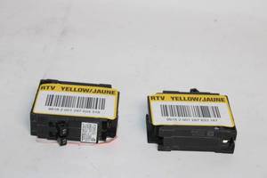 lot 129 image: Set of 2 Siemens Circuit Breaker Modules - Yellow RTV