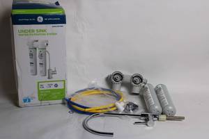 lot 217 image: GE GXK255TBN Under Sink Water Filtration System