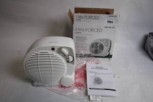 lot 235 image: Duracraft Fan-Forced Portable Heater with Adjustable Thermostat