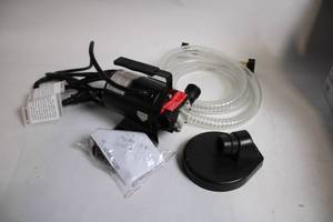 lot 237 image: Everbilt Non-Submersible Transfer Pump with Hose