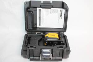 lot 277 image: DeWalt Self-Leveling Laser Level with Hard Case