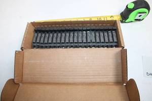 lot 281 image: Lot of 20 GE 30A Circuit Breakers Type THQP120