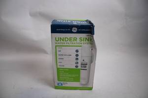lot 321 image: GE Under Sink Water Filtration System