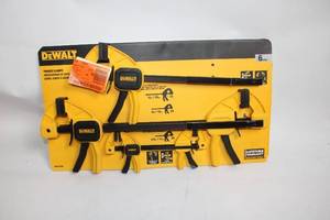 lot 327 image: Set of 6 DeWalt Trigger Clamps - Various Sizes
