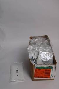 lot 330 image: Bulk Lot of 2-Gang Light Switch Wall Plates