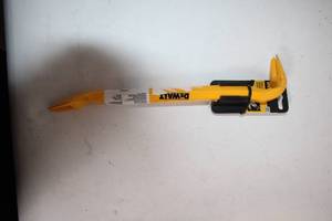 lot 379 image: DeWalt 12-inch Wrecking Bar