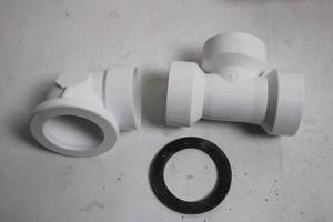 lot 401 image: Universal 1-12 inch White Schedule 40 PVC Tub Drain Rough-In Kit