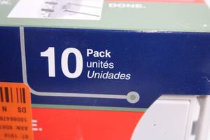 lot 404 image: 10 Pack Leviton Decora Edge Switches