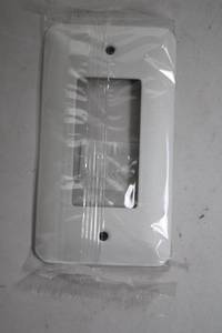 lot 415 image: Set of 40 White Wrinkle Painted Metal Wallplates