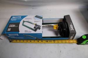 lot 438 image: Melnor Deluxe Oscillating Sprinkler with Watering Gauge