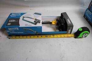 lot 441 image: Melnor Deluxe Oscillating Sprinkler with Built-in Watering Gauge