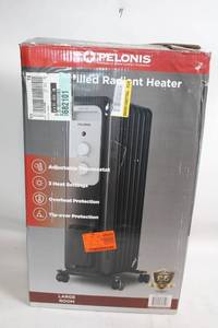 lot 452 image: Pelonis Oil-Filled Radiant Heater with Adjustable Thermostat