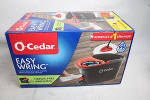 lot 466 image: O-Cedar EasyWring Microfiber Spin Mop System