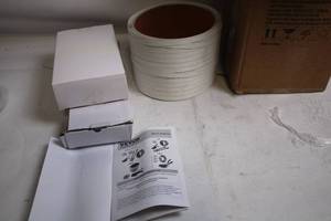 lot 468 image: Vevor Manual Strapping Kit with Tools and Bands